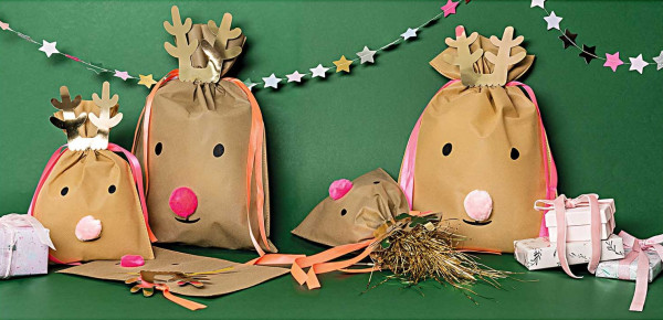 Grazioso sacchetto regalo con renna 30 x 45 cm 2