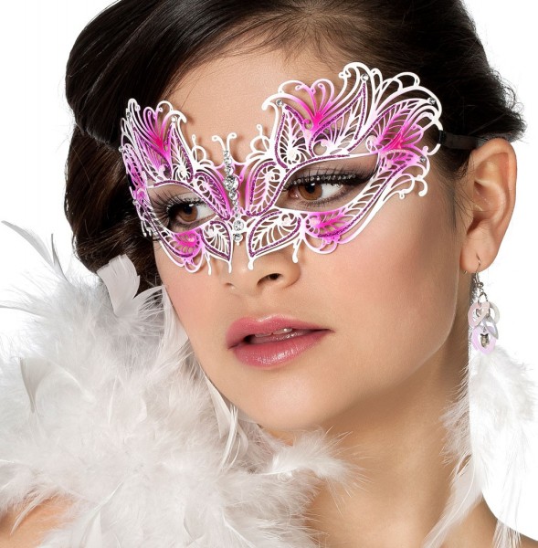 Máscara de mariposa rosa y blanca