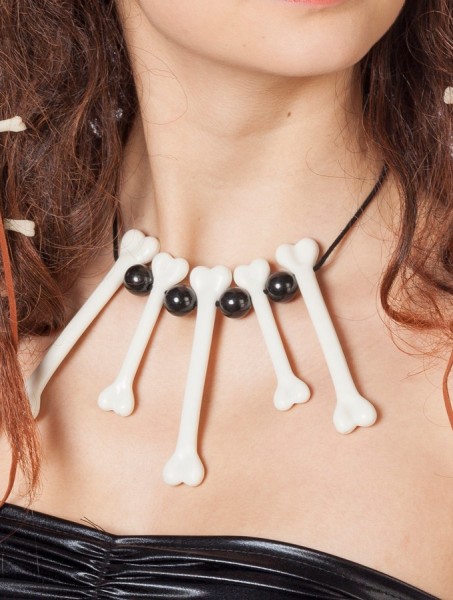 Kannibalen Knochen Halskette