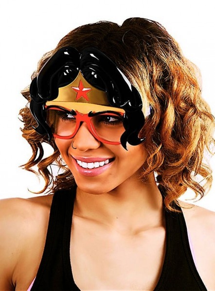 Wonder woman-briller med halvmaske