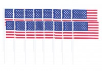 120 szaszłyków z flagami Stanów Zjednoczonych