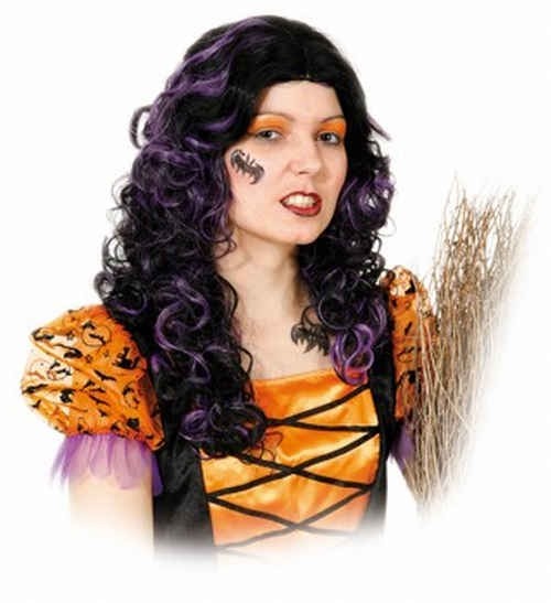 Lila Perücke Mit Locken – Stylischer Look Mit Natürlichem Effekt