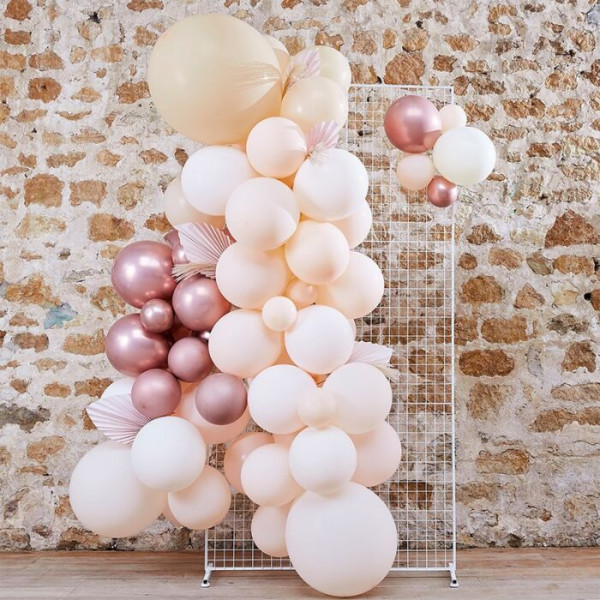 Wiejska girlanda z balonów ślubnych