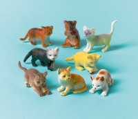 Figurki Cute Baby Cats do toreb na prezenty 12 sztuk