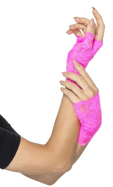Fingerless lace gloves in pink