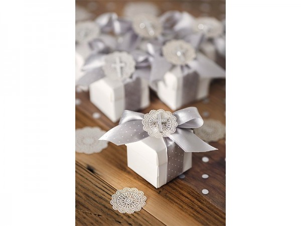 Silver satin gift ribbon with dots 25m2
