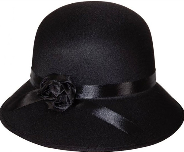 Sombrero de mujer elegante en negro