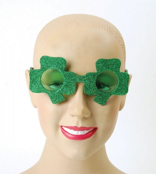 St Patricks Day glasses 2