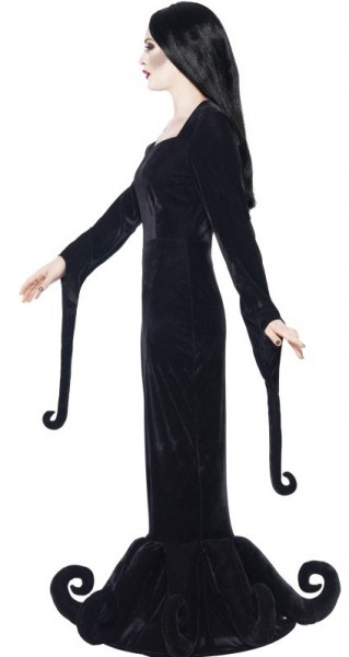 Gothic Duchess Urainia costume