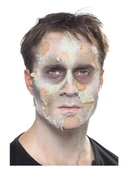 Latex Zombie Make-up 8