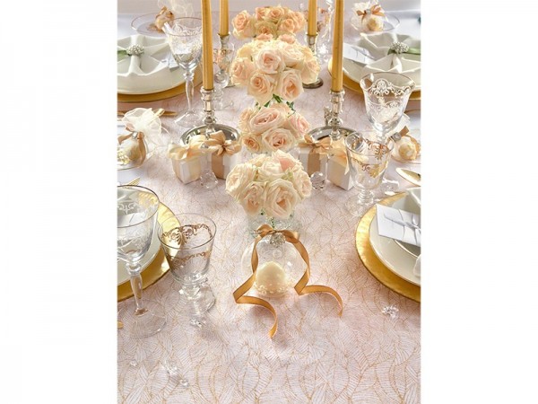 Organza bordslöpare vit med gyllene ornament 3