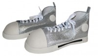 Preview: Jumbo-size silver clown shoes
