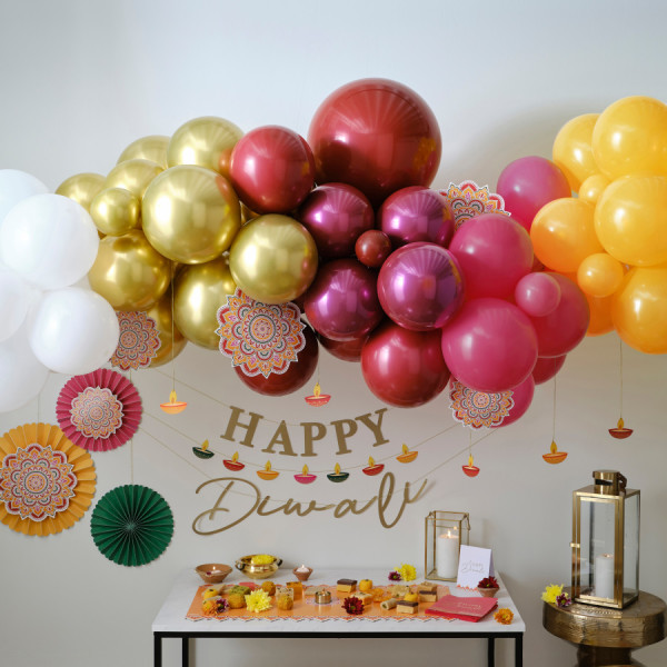 Guirlande de ballons Happy Diwali éco 75 pièces