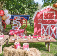 Preview: Animal Farm Tractor Candy Stand