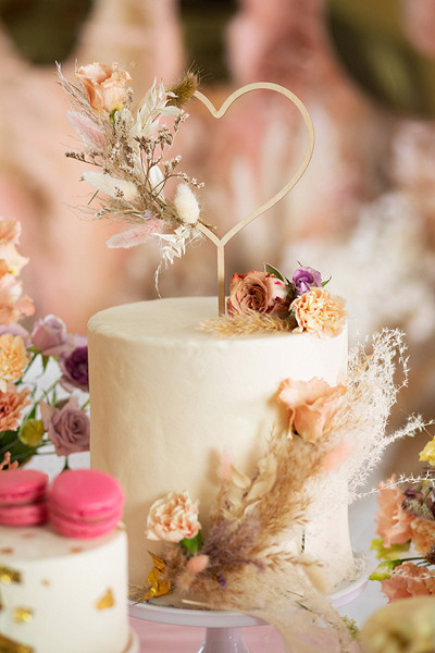 Letnia dekoracja tortu weselnego Boho 23cm