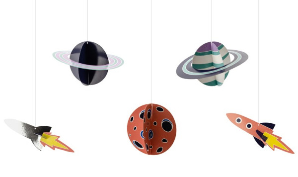 5 space party hangers
