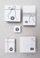 Vorschau: 24 Adventskalender Zahlen Sticker schwarz-weiß