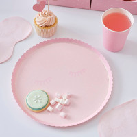 8 Pinky Winky paper plates 23cm