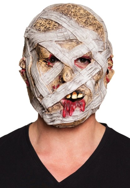 Przerażająca maska mumii