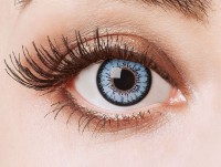 Oversigt: Himmelblå årlige kontaktlinser