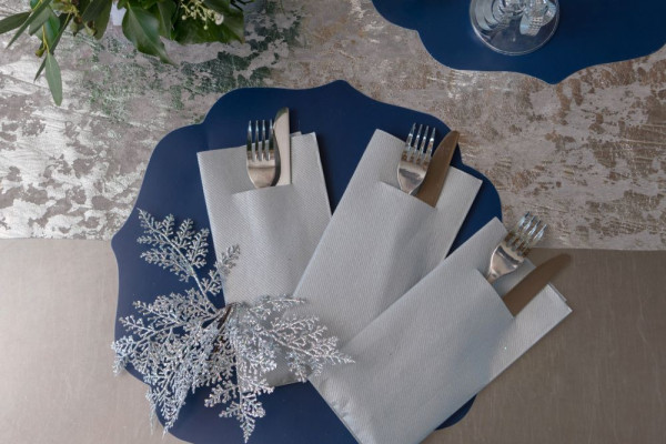 12 silver cutlery napkins 40cm