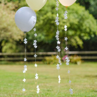 Widok: 5 letnich przyczep do balonów łąkowych