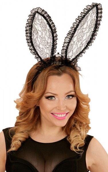 Bendable rabbit ears made of lace