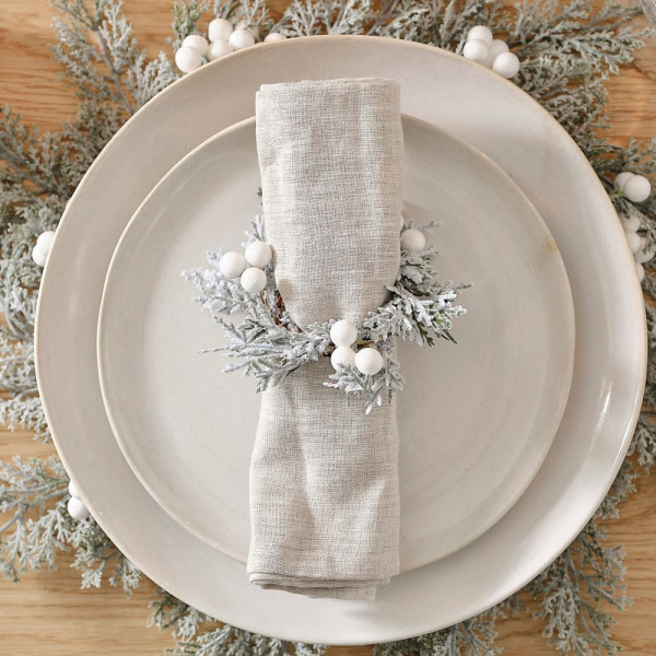 4 Frosted Berry napkin rings