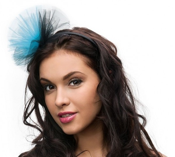Headband with fabric application in ice blue