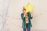 Vorschau: Goldene Sternen Zieh-Piñata