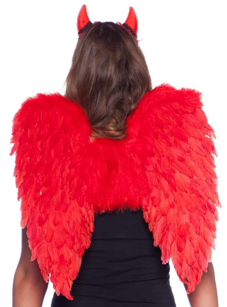 Duże diabelskie skrzydła w kolorze czerwonym 50 cm