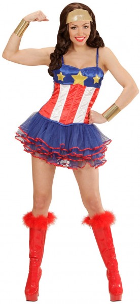 Karen superwoman corset avec tutu au look USA 2