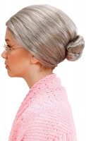Widok: Babcina peruka w siwym kolorze dla dzieci