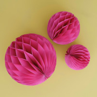 3 pink eco honeycomb balls