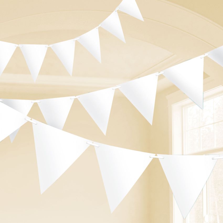 PAPSTAR Wimpelkette Weiß, 10 Meter – Vielseitige Deko Für Gartenparty, Geburtstag & Co.