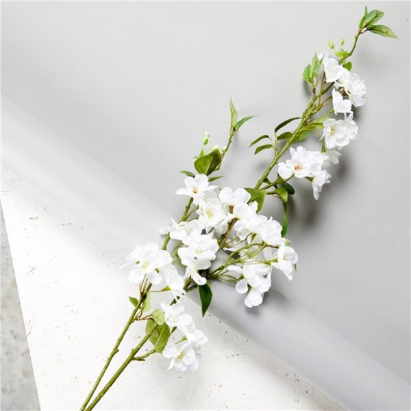 Dekoracja z białego kwiatu wiśni 1,3m