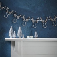 Frosty Christmas reindeer garland 1.5m