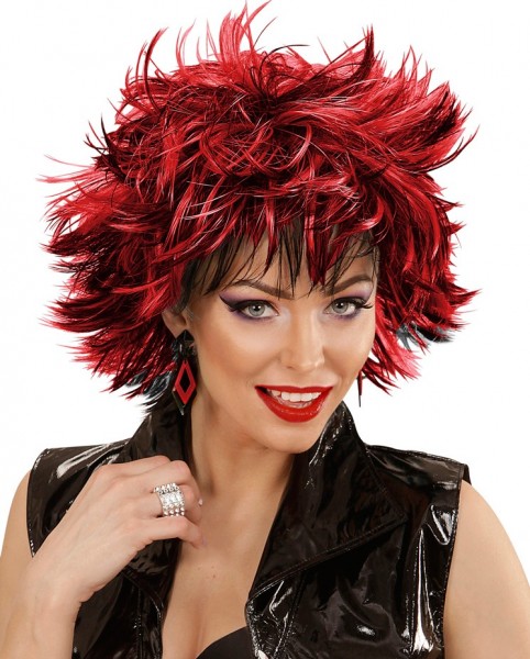 Czerwono-czarnej peruka z dzikich lat 80-tych