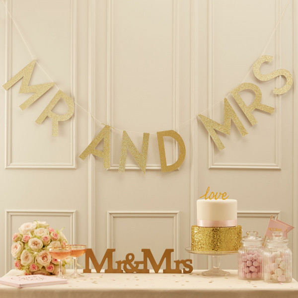 Mr. e Mrs. Matte Gold Sparkling Garland