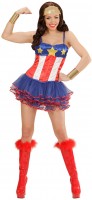 Vista previa: Corsé de superwoman Karen con tutú en el look USA