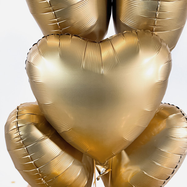 5 Heliumballons in der Box matte Golden Hearts 2