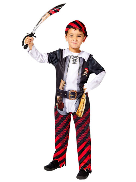 Disfraz de pirata reciclado para niño