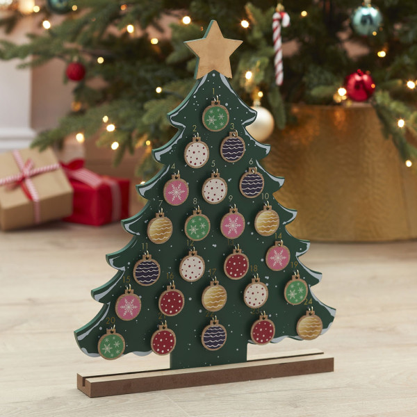 Calendario de adviento de árbol de Navidad de madera