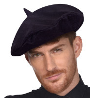 Black beret Pierre