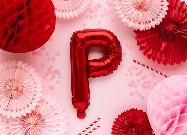 Czerwony balon z literą P 35 cm