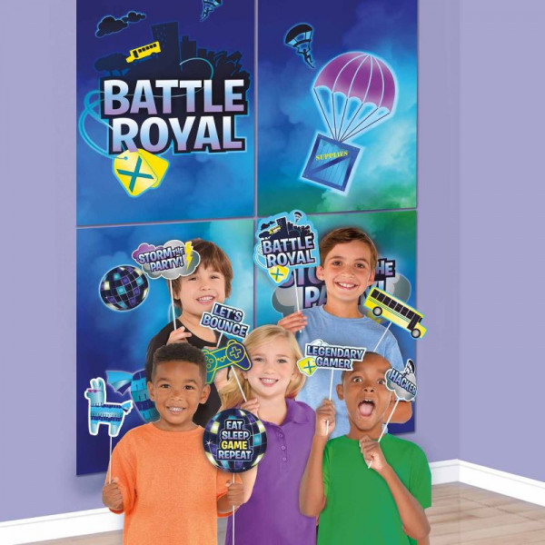 Battle Royal photo wall and accessories