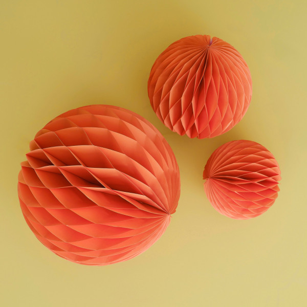 3 Orange Eco honeycomb balls