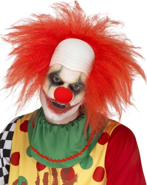 Freaky psycho clown tête chauve avec une frange de cheveux