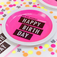 Vista previa: 8 platos de papel Hip Hip Pink Birthday 23cm