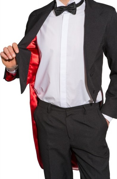 Classic tailcoat in black and red 2